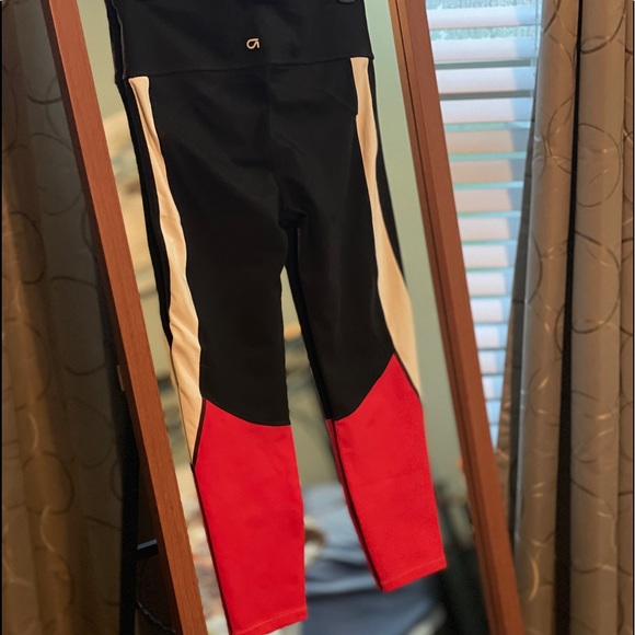 Gap Blackout technology 3/4 leggings - Picture 2 of 11